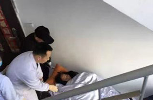 苍梧县病人院后返乡